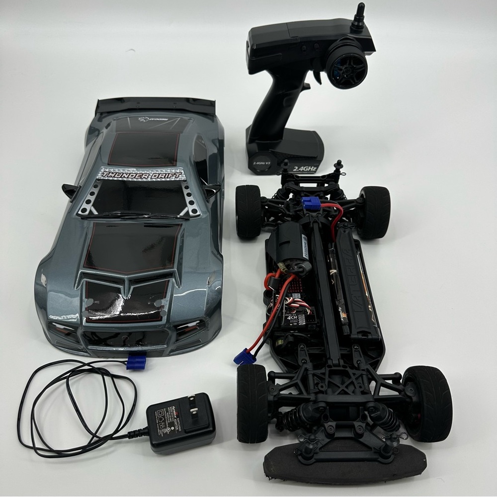 Vaterra Horizon Hobby RC 1/10 Scale V100-S 4WD with a THUNDER DRIFT Car Shell